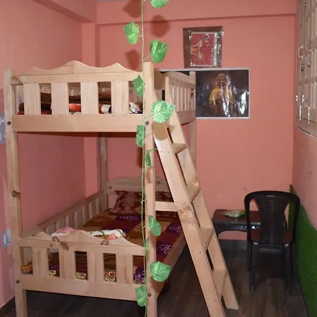 Hostel Dayzz By Divine Hotel